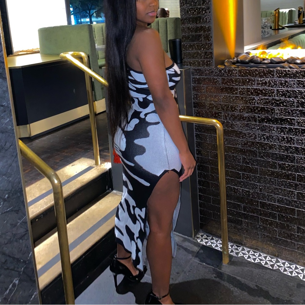 Abstract Black and White One Shoulder Slit Dress